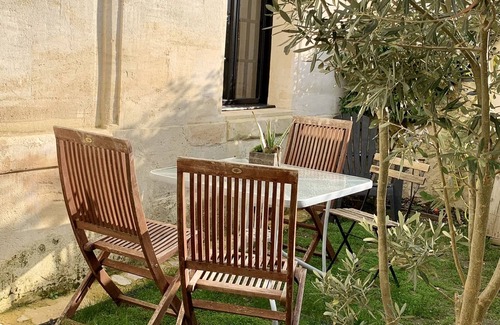 Lormont House | Entire house - 2 double bedrooms