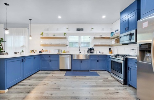 Peoplestown House | ENTIRE HOUSE, 3BR, 2.5 BATHS, SLEEPS 8, PERFECT LOCATION DOWNTOWN ATL
