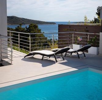 Primosten House | Entire private top floor with own pool and entrance