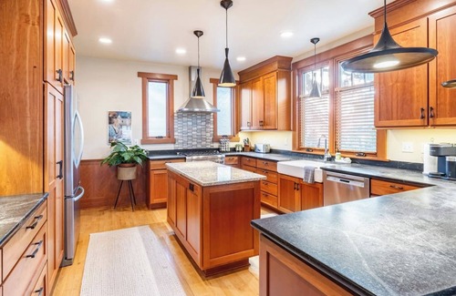 West Queen Anne House | Entire property: Main House, Basement Apartment (separate) & Cottage (separate)