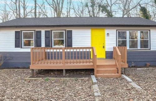 Chesapeake Ranch Estates-Drum Point Cottage | Entire remodeled house by the bay next to Solomon’s Island