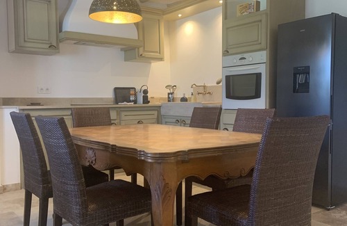 Pernes-les-Fontaines House | Entire villa in quiet, not overlooked location