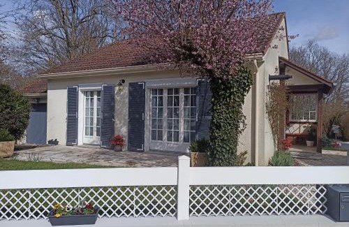 Veuzain-sur-Loire House | Entre 2 Châteaux
