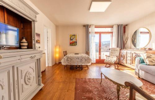 Montjuzet Apartment | Entre VILLE et NATURE - Les Hauts de Clermont avec GARAGE gratuit