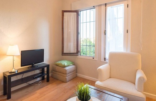 Pinares de San Anton Apartment | Entrepinares Málaga studio