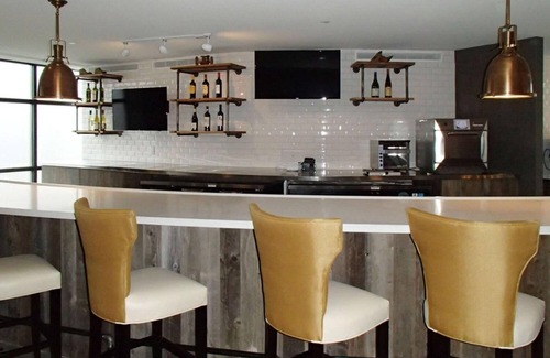 Everett Hotel | enVision Hotel Boston Everett
