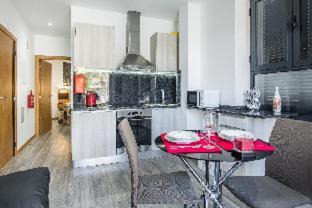 Ponta Delgada Apartment | Enxurros House