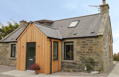 Clochan House | Enzie Station Cottage