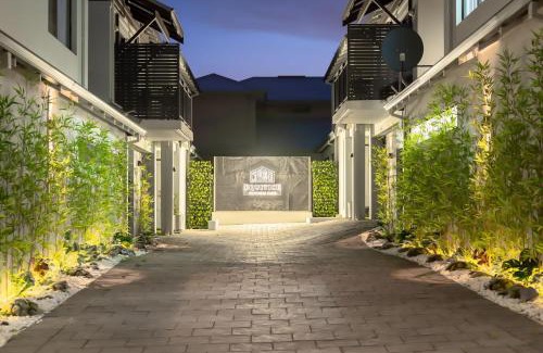 Victoria Park House | Equitice Spring Moonlight Villa - Shared Property