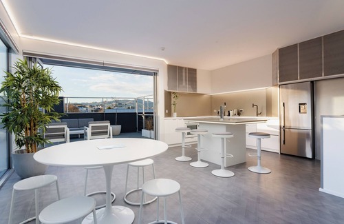 Dunedin City Centre Apartment | Errick's Hotel