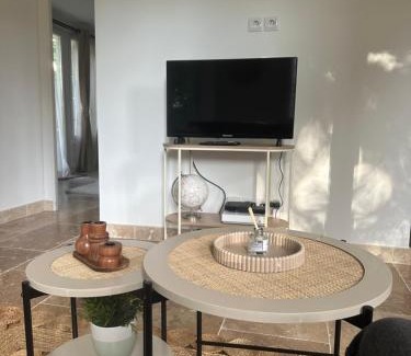 Evreux Apartment | Escapade Chic