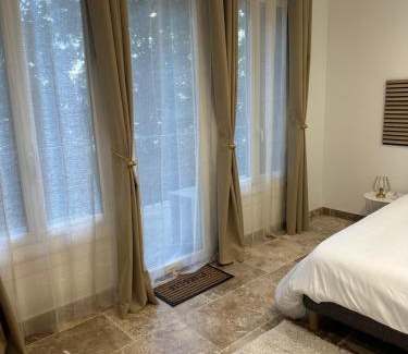 Evreux Apartment | Escapade Chic