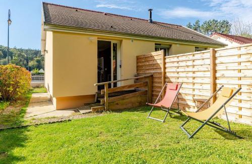 Etretat House | "Escapade Nature" 1 place de parking et jardin paysager by Art De Voyager