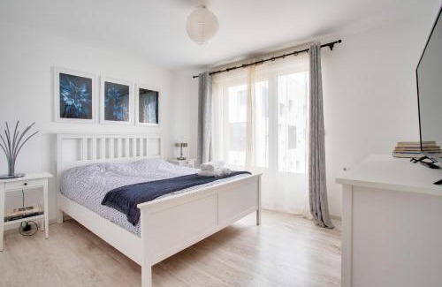 Republique - Les Ponts Apartment | Escapade sur l'île de Nantes
