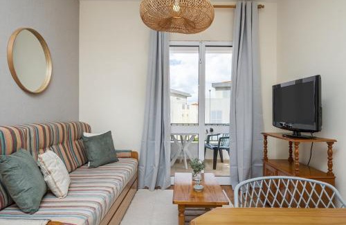 Pedras Pretas House | Escapadinha do Sol by Homie