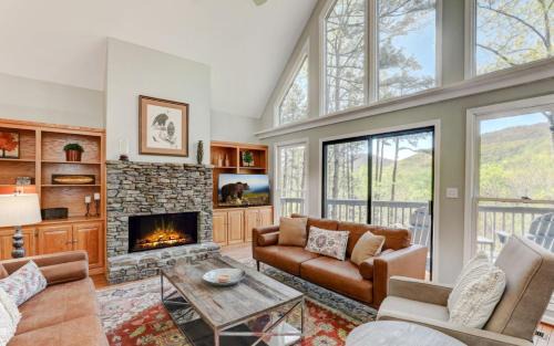 Big Canoe House | Escape Hatch - Enjoy mountain views
