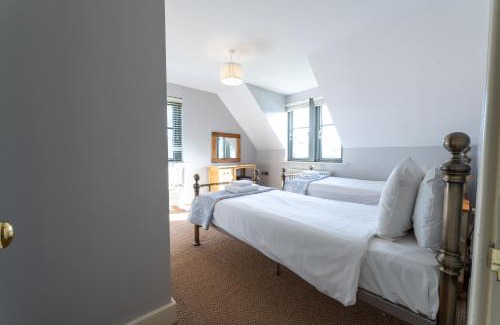 Enniskillen House | Escape Ordinary at Lough Erne GV - No.32