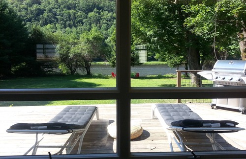 Barryville House | ESCAPE-REFRESH-Large Riverfront Estate-Pristine, Private, Fresh Air-90miles GWB