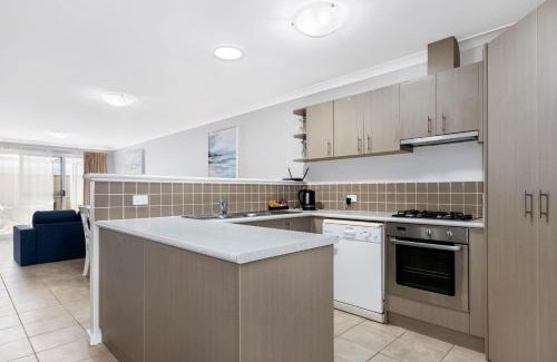Broadwater Villa | Escape to 28 at Cape View