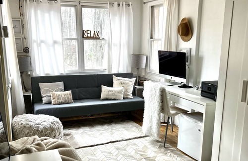 Canton House | Escape to a modern rustic retreat in the heart of nature!