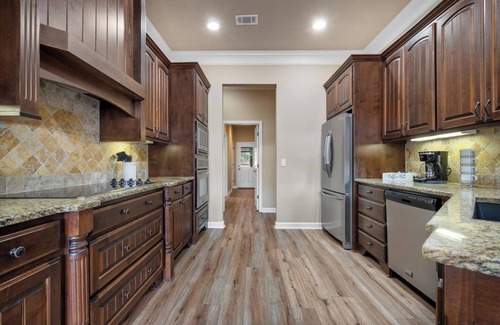Hot Springs Village House | Escape to Elegance: 4BR/3BA Luxury Home on Isabella Golf Course - Hot Springs Village