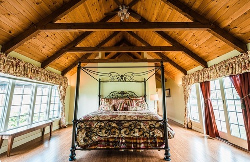 Kingfield House | Escape to our Mountain Haven: A Cozy Farmhouse Retreat in the Heart of Western Maine's Mountains