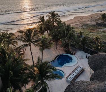Ixtapa - Zihuatanejo Apartment | Escondite playa blanca