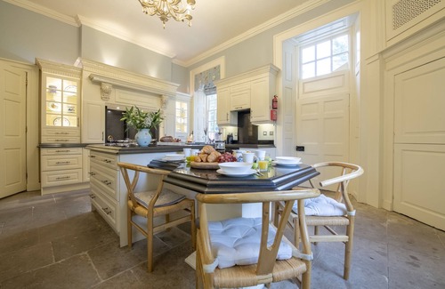 Alnwick Cottage | Eslington East Wing - a grade II listed property that sleeps 10 guests in 5 bedrooms