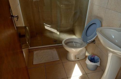 Fazenda Rio Grande Apartment | Espaço Verona apartamento triplo com 3 camas de solteiro