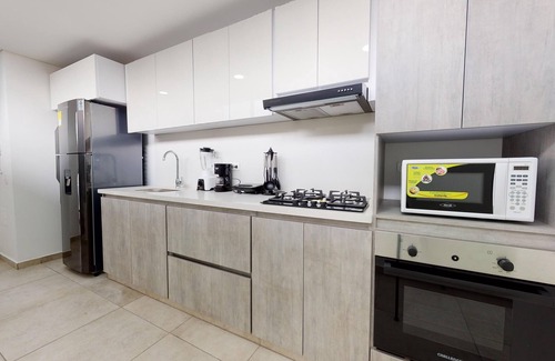 Chico Norte III Apartment | Espacioso Apartamento Ubicado Cerca de los Mejores Centros Médicos y Estéticos