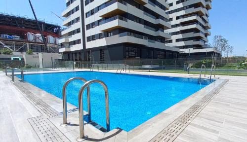 Quatre Carreres Apartment | Espectacular Loft Piscina y Terraza - Roig Arena - Las Ciencias - Ruzafa - Valencia Centro