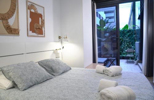 Quatre Carreres Apartment | Espectacular Loft Piscina y Terraza - Roig Arena - Las Ciencias - Ruzafa - Valencia Centro