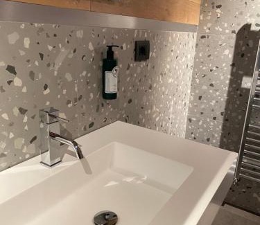 Paganica Bed & Breakfast | Esse Elegant house - B&B dal Design moderno, accoglienza esclusiva