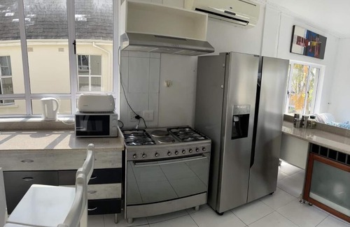 Essenwood House | Esselmont Guest House