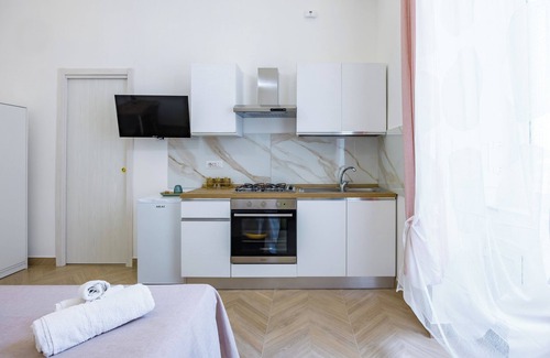 Vasto House | Essentia Home