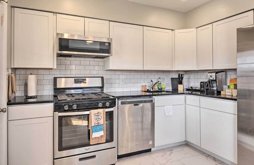 Essex House | Essex Townhome ~ 11 Mi to Downtown Baltimore!