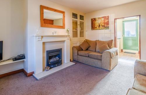 Storwood House | Estate Cottage