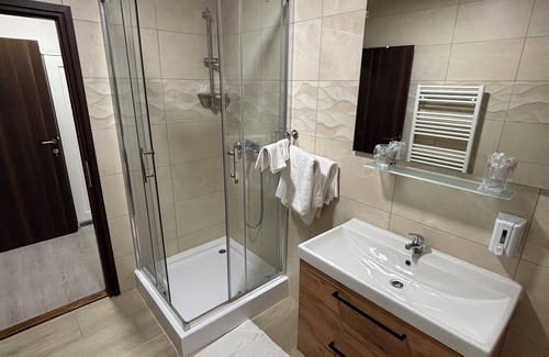 Rakovica Bed & Breakfast | Estate Pavlić