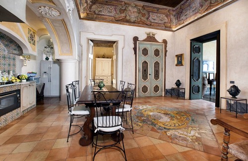 Liparlati House | Estate4home - Palazzo Crocione
