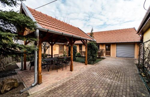 Gyula Apartment | Estike Apartman
