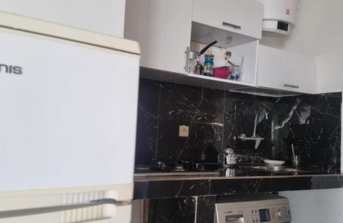 Tangier Apartment | estrella yellow