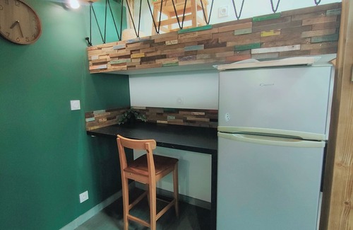 Saint-Medard-en-Jalles Apartment | Etage Privatisé 2 Chambres + PDJ