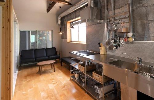 Niijima House | Etcetera Guest House