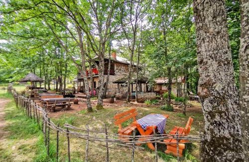 Canton 10 Cabin | Etno Selo Dodig