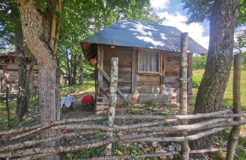 Canton 10 Cabin | Etno Selo Dodig