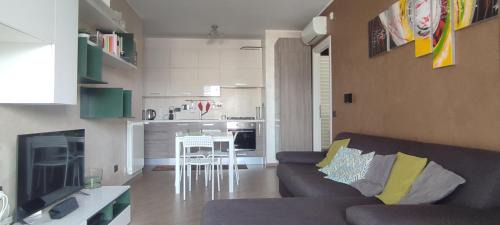 Centro Giano Apartment | Eur Laurentina Luminoso fino a 5 ospiti