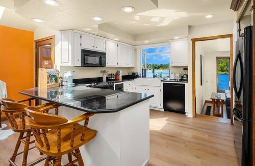 Maple Heights-Lake Desire House | European White Castle on Lake Desire | Private Dock