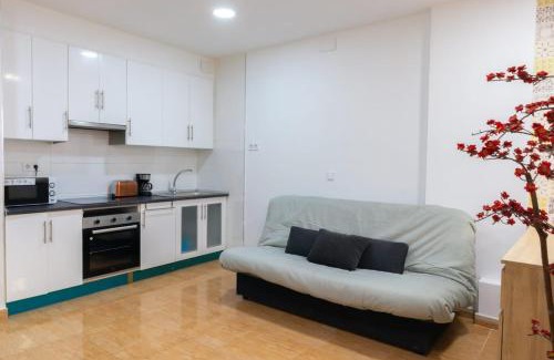 Numancia Apartment | EV4 Hakuna Loft 4PAX metro