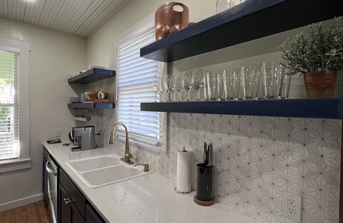 Brenham House | Eva on West Alamo