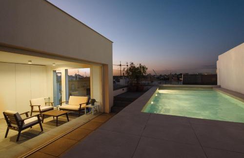 Feria Apartment | Eva Recommends Castellar Pool & Terrace